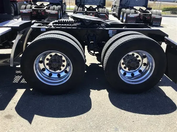 2022 KENWORTH T6801888ca433fb16479a9a88b870b57152e