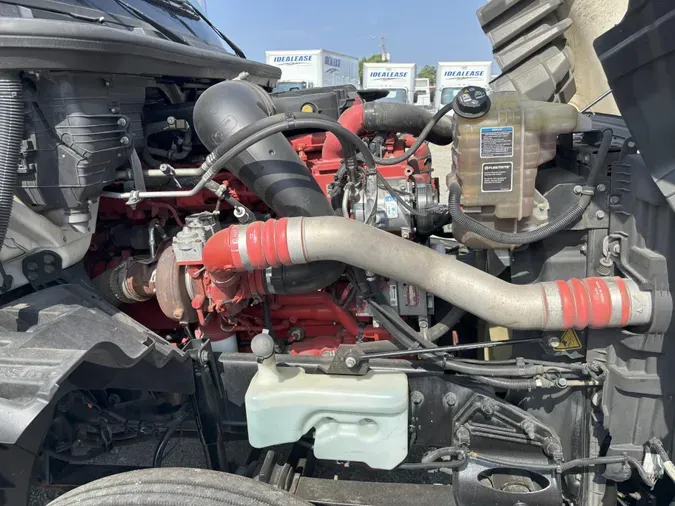 2021 International LT625