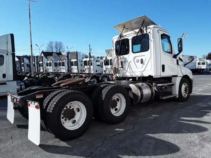 2019 FREIGHTLINER/MERCEDES NEW CASCADIA 126