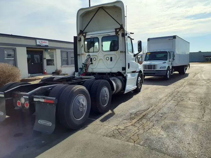 2019 FREIGHTLINER/MERCEDES NEW CASCADIA PX12664