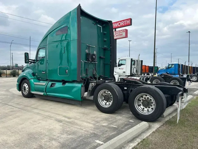 2020 Kenworth T680