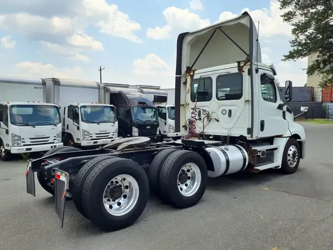 2019 FREIGHTLINER NEW CASCADIA PX12664