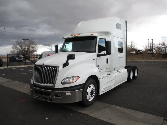 2019 NAVISTAR INTERNATIONAL LT625 SLPR CAB