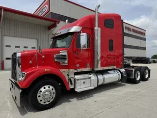 2022 Freightliner 122SD