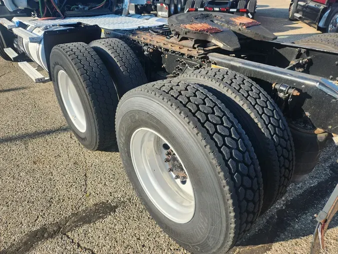 2020 MACK AN64T