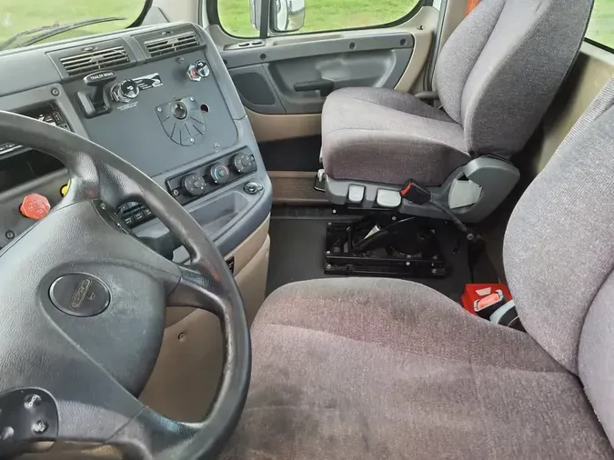 2020 FREIGHTLINER/MERCEDES CASCADIA 113189b9f433ed1ef184668dcae2dd5c490