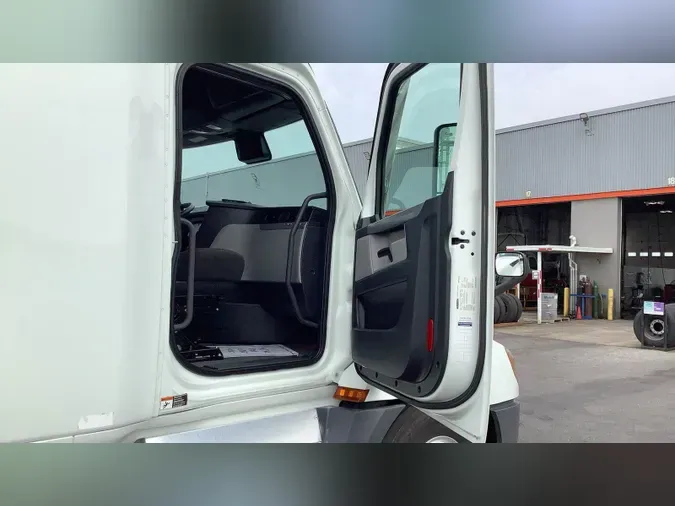 2021 Freightliner Cascadia