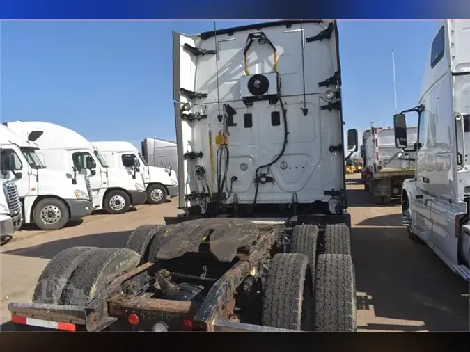 2017 FREIGHTLINER CASCADIA 125