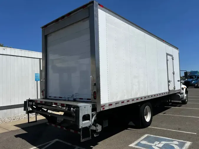 2017 NAVISTAR INTERNATIONAL 4300