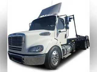 2023 Freightliner Business Class M2 112