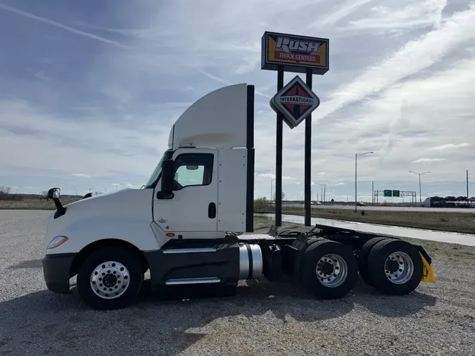 2021 International LT625