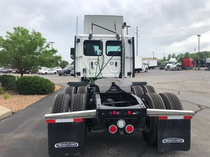 2024 Freightliner New Cascadia