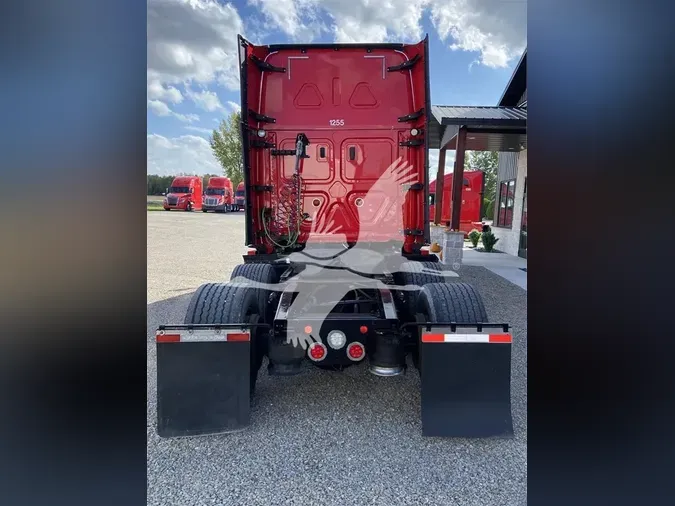 2018 FREIGHTLINER CASCADIA 126