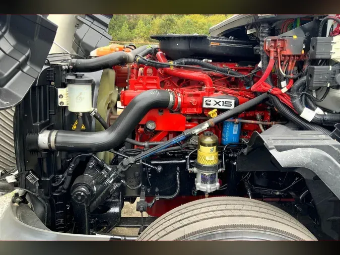 2022 INT LT625 6x4