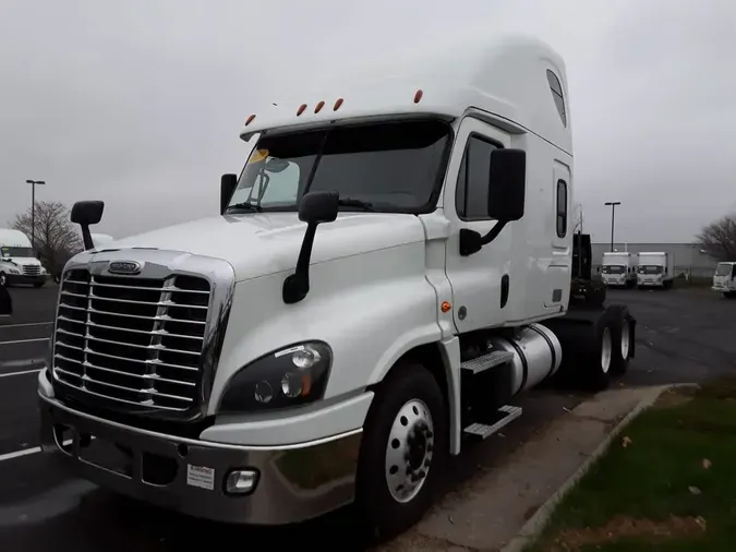 2020 FREIGHTLINER/MERCEDES CASCADIA 12518b6bc7783df5f9c2d8a0146ed27b35e