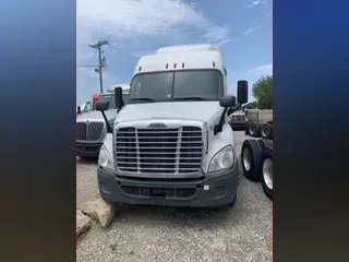 2016 FREIGHTLINER CASCADIA