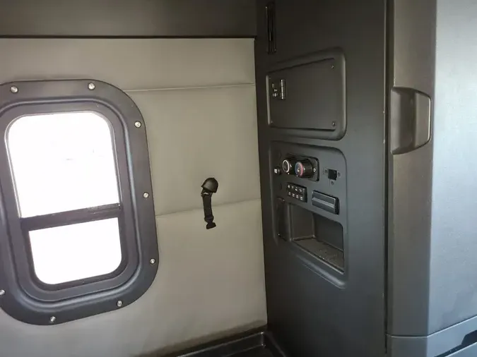 2019 FREIGHTLINER NEW CASCADIA PX12664
