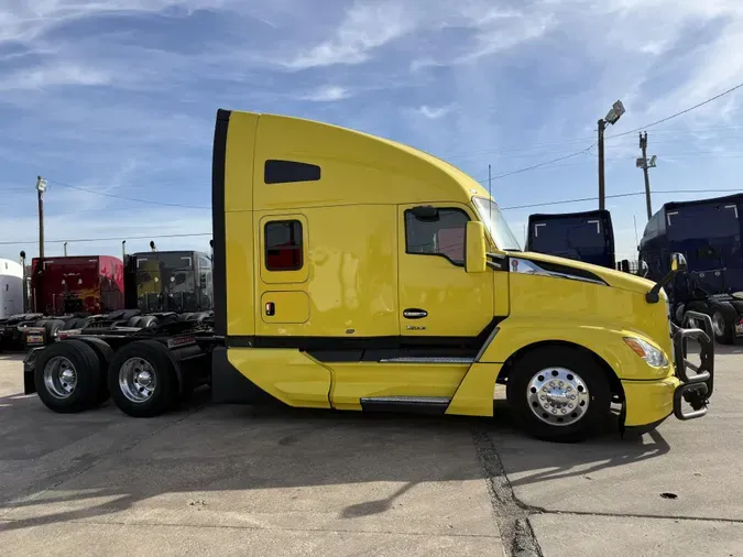 2024 Kenworth T680