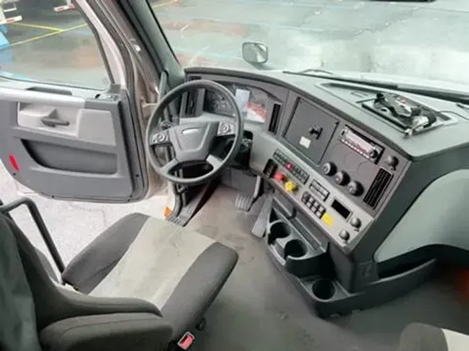 2021 Freightliner Cascadia