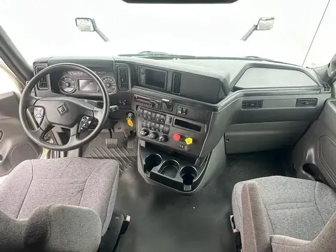 2019 International LT625