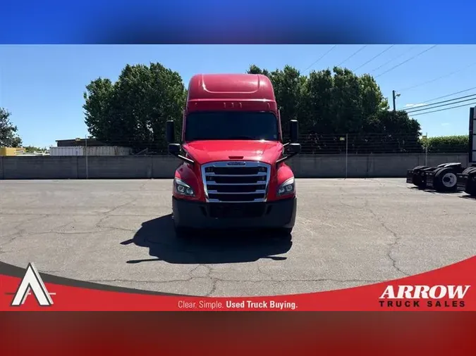 2022 FREIGHTLINER CA126