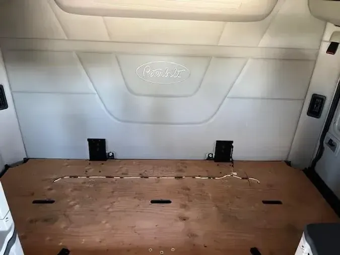 2022 Peterbilt 57918c8f5fdae45ccbd5f78131bd9c945ed