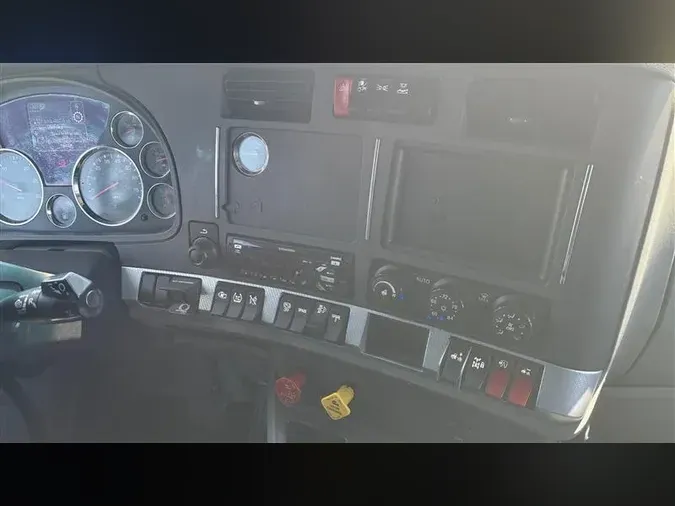 2021 KENWORTH T680