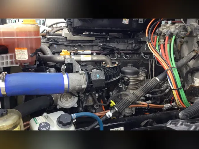 2020 Freightliner Cascadia 126