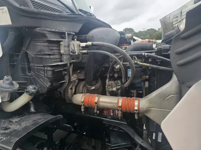 2018 FREIGHTLINER/MERCEDES CASCADIA 113