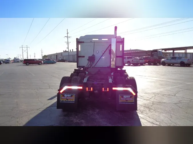 2021 International LT625