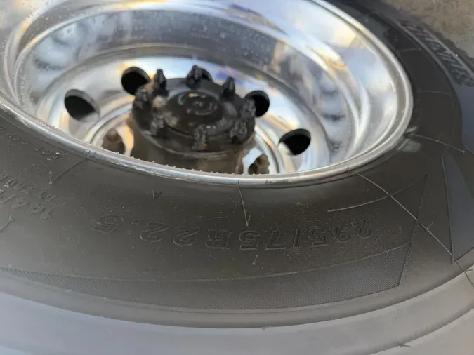 2023 Peterbilt 57918d6c3e16386297d756fcc437a1e0d03