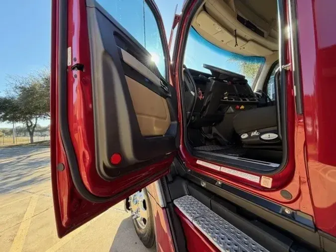 2023 Kenworth T68018db1a8113a876ea9965a831e9241487