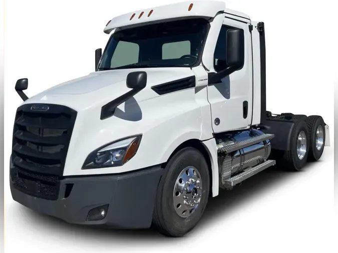 2022 Freightliner Cascadia18e237d0d36b3e68574d315e0ded5c62