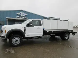 2024 FORD F600