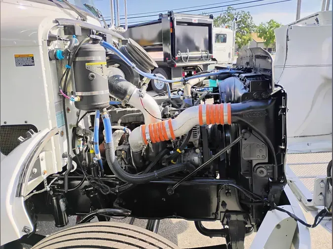2020 Peterbilt 337