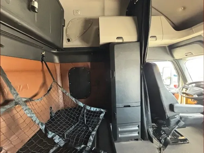 2022 Freightliner PT126SLP
