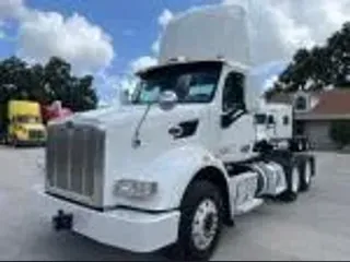 2020 Peterbilt 567