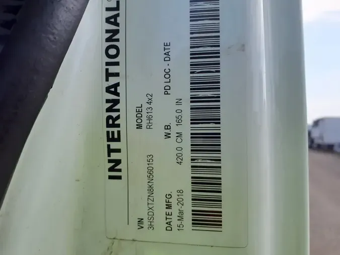 2019 NAVISTAR INTERNATIONAL RH613 DAYCAB S/A