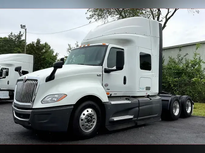 2022 INT LT625 6x4