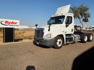 2017 FREIGHTLINER/MERCEDES CASCADIA 125