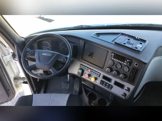 2021 Freightliner Cascadia 12618f836e38532c533707c817a7352ed45