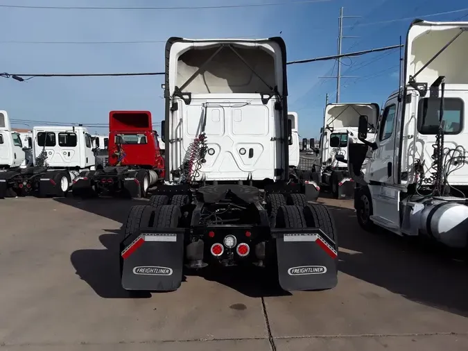 2022 FREIGHTLINER/MERCEDES NEW CASCADIA PX12664