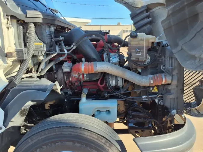 2020 NAVISTAR INTERNATIONAL LT625 SLPR CAB