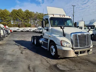 2018 FREIGHTLINER/MERCEDES CASCADIA 125