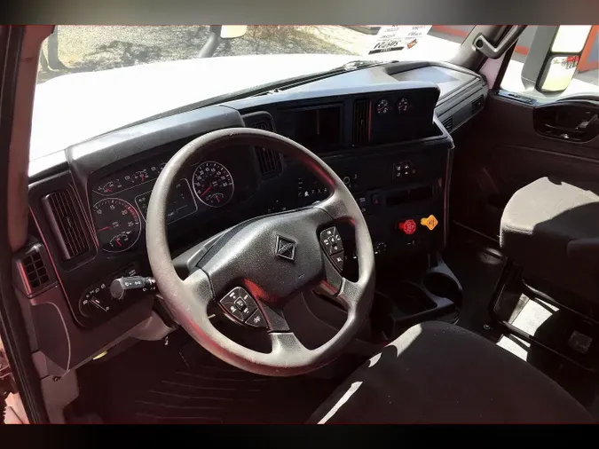 2021 INT LT625 6x4