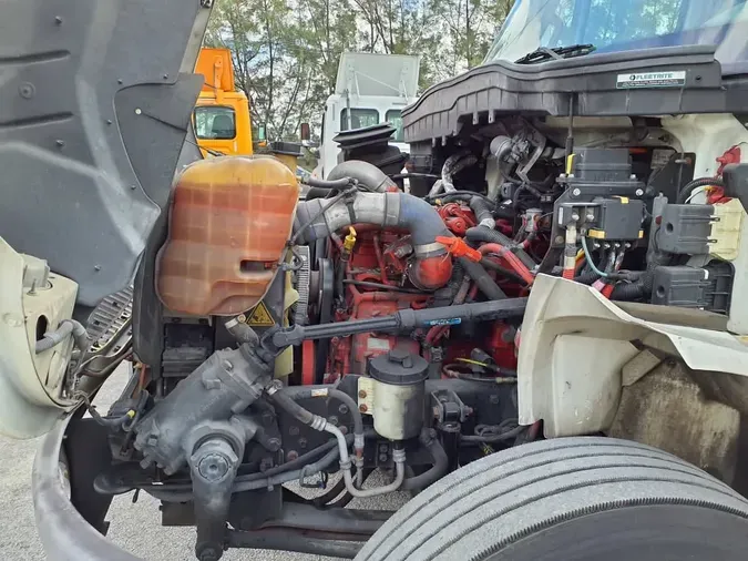 2019 NAVISTAR INTERNATIONAL 4300 SBA