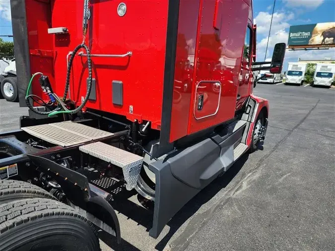 2023 KENWORTH T68018ffdda877105d157f543dbc1f24340c