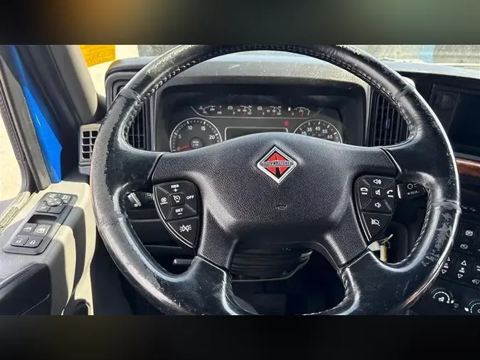2020 INTERNATIONAL LT