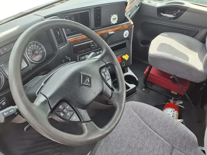 2018 NAVISTAR INTERNATIONAL LT625 DAYCAB T/A