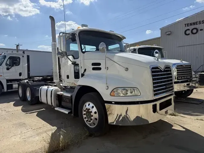 2018 MACK PINNACLE CXU613